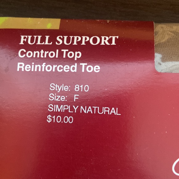 NWT 2 pair Hanes hosiery F 3X - Picture 3 of 7